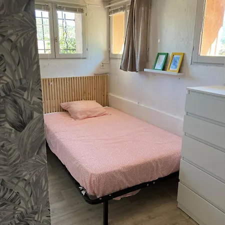 Apartment 10 Minutes De La *